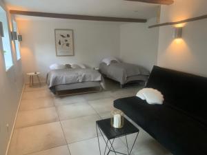 Lækker lejlighed med lille have