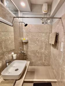 Neelam Homestay - Pebble Room