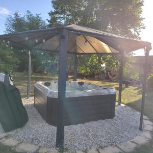 La Métairie Du Clos Saint Louis, 4 chambres pour 8 personnes