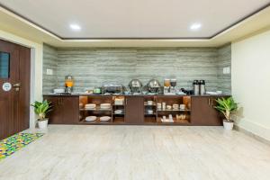 Treebo Premium The Regal Park