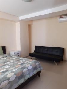 Dept Familiar en crucita a pasos de la playa con auto check in