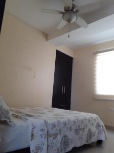 Dept Familiar en crucita a pasos de la playa con auto check in