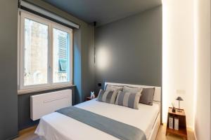 Luccoli17 - Elegant City Escape with WiFi 1Gbps, Elevator, AC - Genoa Historical Center