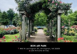 Charming 4BR Retreat in Arlington Sleeps 12 NearDC