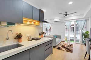 Skyline Retreat, Peaceful Escape