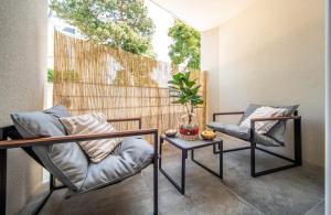 Royal Ciné Room 6 People Movie Night Netflix Fiber Free Parking