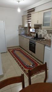 Plaja 10 dk , Bahçeli, Huzurlu Tatil Evi