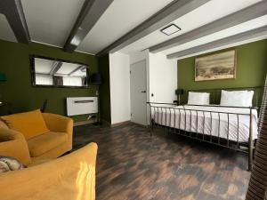 Central Guest Rooms