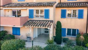 Beautiful 3-rooms apartment with terrace