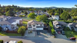 Knockan Hill Rentals - Ground Floor Suite