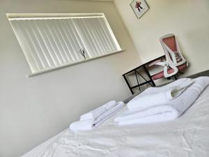 Willow Retreat - House in Burbage- Sleeps2- Garden