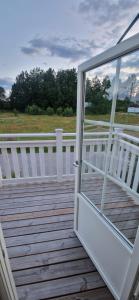 Kärleksfullt renoverat sekelskifteshus på bondgård