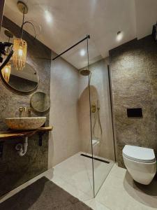 Schronisko Zmysłów - Apartament 2