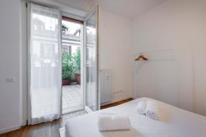 Vigoni 3 - Wonderful Penthouse with Terrace - B Home