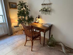 Sanary appartement 2-4 personnes à deux pas du port