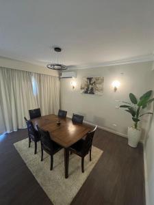 4 bedrooms apt direct Nile View