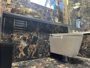 Luxe retreat Unwind in Elegant Style