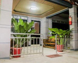 3 BR Spacious and Cozy Bungalow House