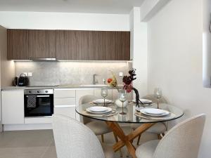 M58 Pool Residence - Glyfada Central - Miltiadou 58 by K&M