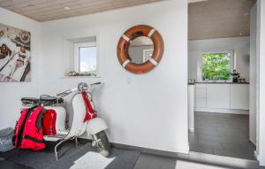 2 Bedroom Amazing Home In Thyholm