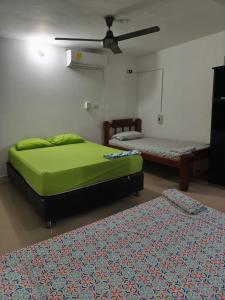 Las Margaritas Frente al Mar 1