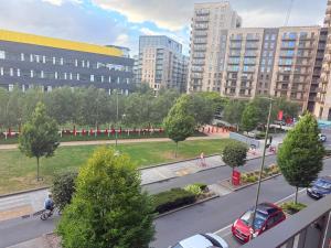 Exquisite Spacious 1 Bedroom Apartment-Colindale