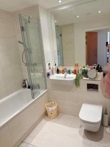 Exquisite Spacious 1 Bedroom Apartment-Colindale