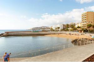 BEACH Arguineguin SEA VIEW 7 CHG FAMILY HOTEL