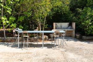 Magia del Salento in bosco con piscina e tennis