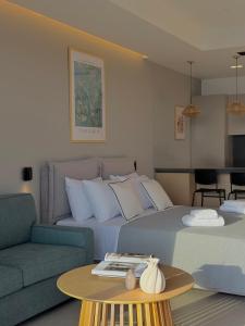 Marathon Coast-Seafront Luxury Apartments