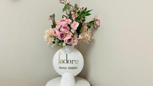 JADORE Secret Garden Panoramic Studio