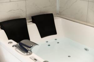 LES BULLES DE MONA - Le Wilson - Spa