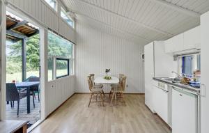 1 Bedroom Nice Home In Hampen