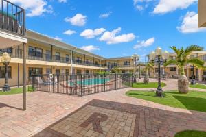 Island Chic at the Beach with the Heated Pool