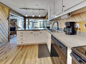 1849 Condos 542 condo