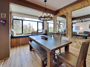 1849 Condos 542 condo