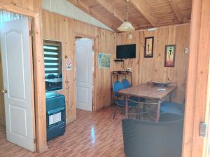 Cabañas y Hostal Karibe