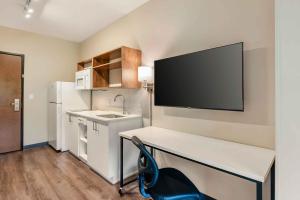 Extended Stay America Premier Suites - Charlottesville