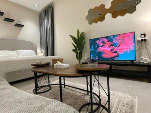 REV 4 Stylish Hotel ST Prime Stay