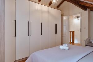 Apartments by the sea Omis - 24878