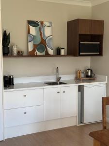 Revive On Oakview Boutique Accommodation and Spa