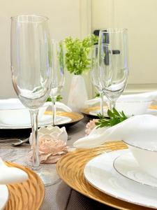 1-Bedroom Cozy Haven Sorrento Oasis