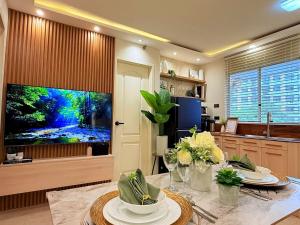 1-Bedroom Cozy Haven Sorrento Oasis