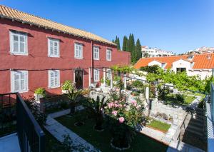 Apartments Katarina-Two Bedroom Apartment with Parking