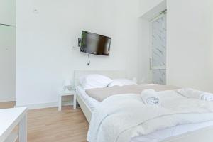 Lovely 6BR Shared Apt with Garden Near Lorenz Böhler & Danube