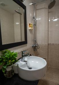 Chariot Hotel by BAY LUXURY