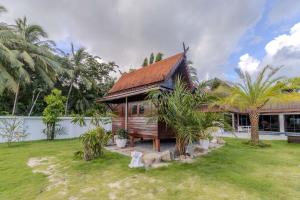 V244 Near Beach 4br Massive Property Huge Pool