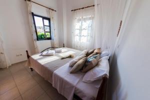 Finestra Medieval Home