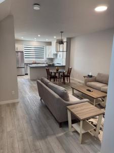 Modern 3-Bedroom Home Near Calgary Airport & Major Amenities