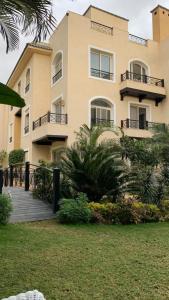 السياحيه الاولي